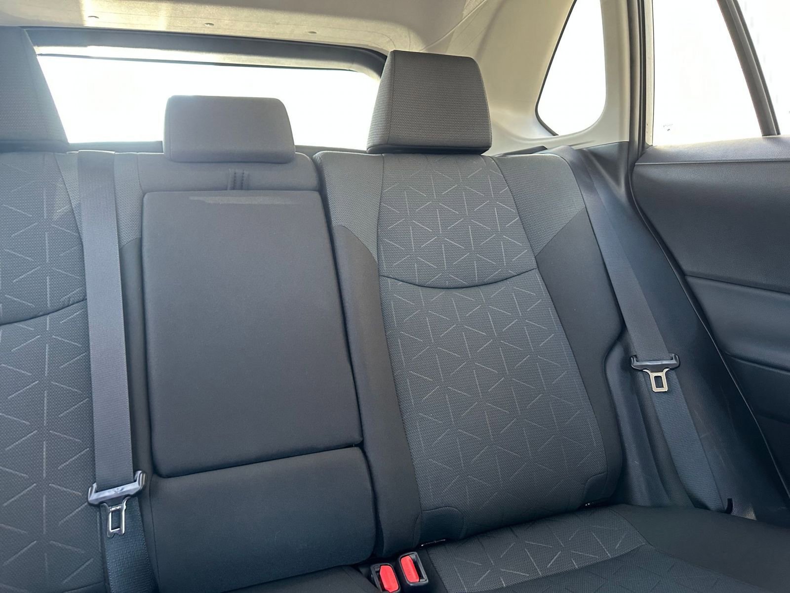 Used 2025 Toyota RAV4 XLE w/ Convenience Package image 39