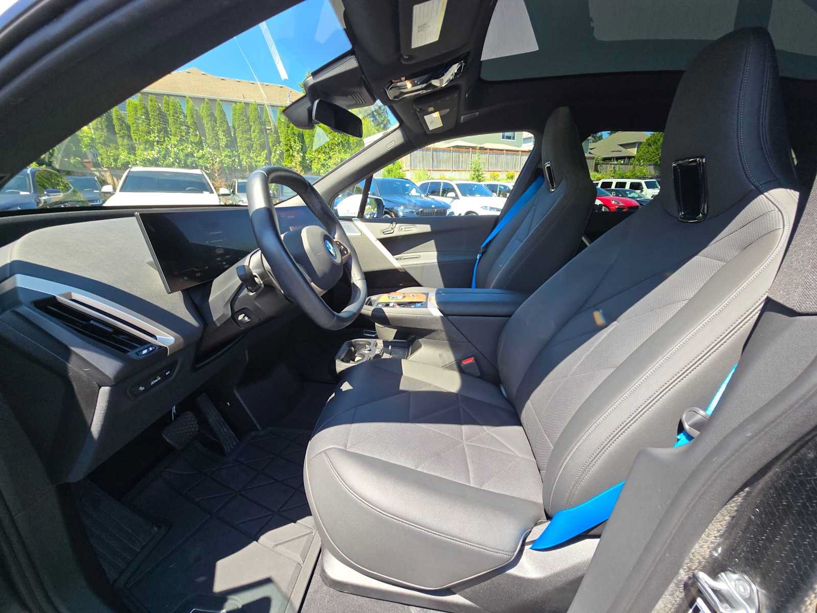 Used 2023 BMW iX M60 w/ Executive Package AWD/4WD image 21
