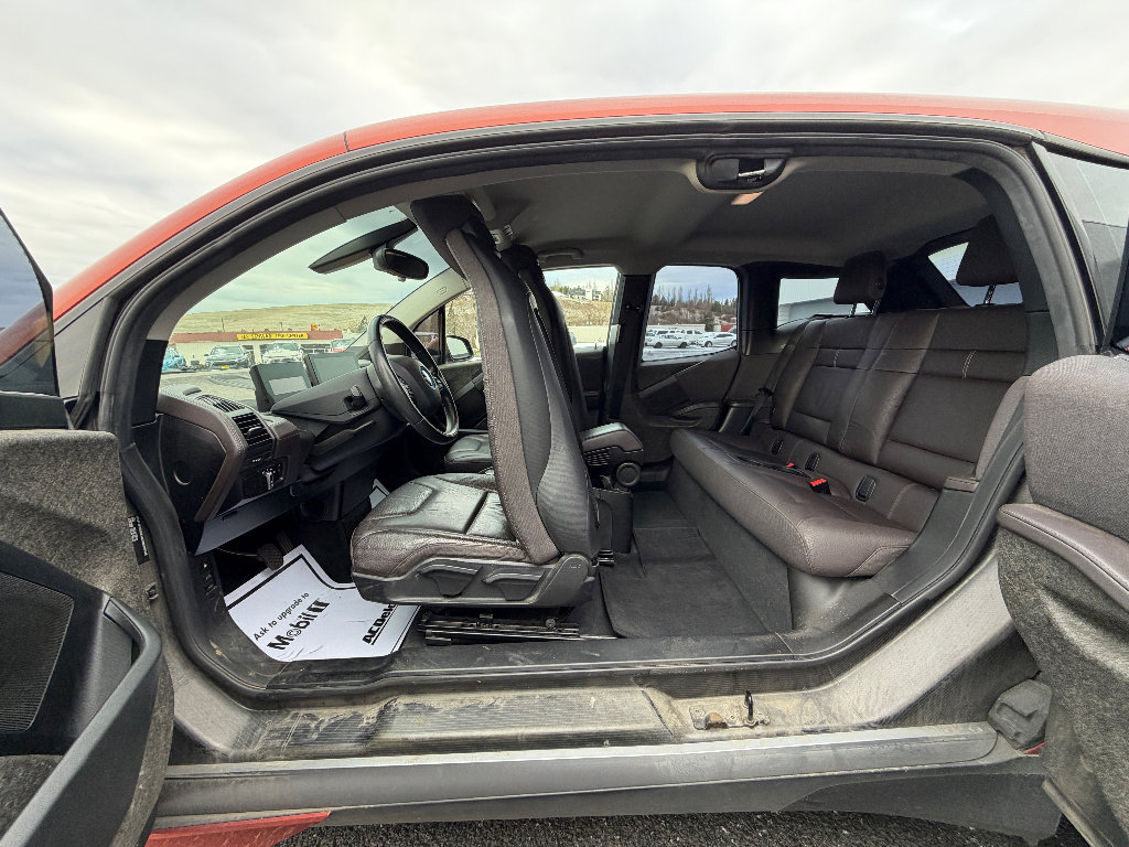 Used 2014 BMW i3 w/ Range Extender image 8