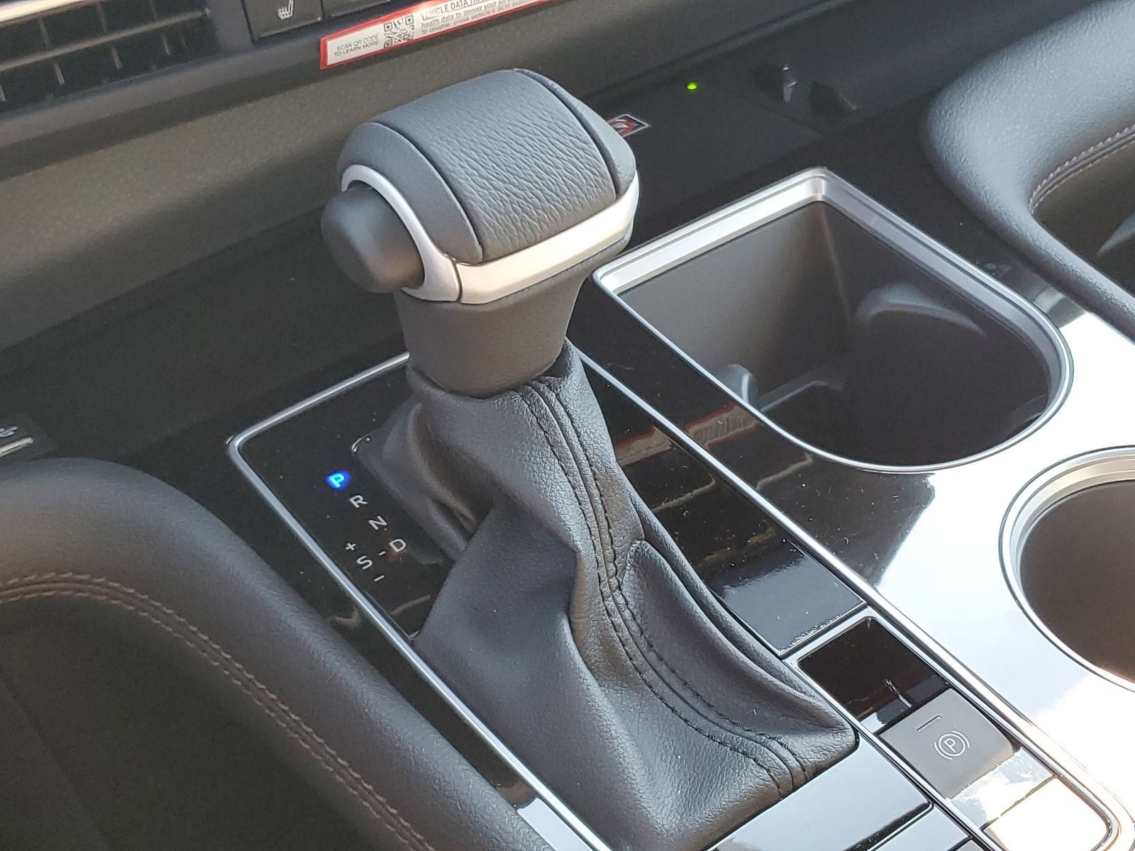 New 2026 Toyota Sienna Platinum AWD/4WD image 28