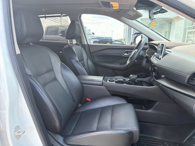 Used 2021 Nissan Rogue SV w/ Premium Package AWD/4WD image 26