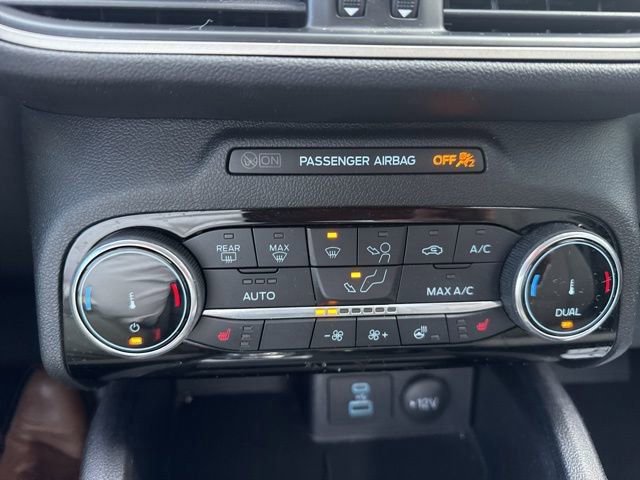 Used 2022 Ford Escape SE w/ Convenience Package image 16