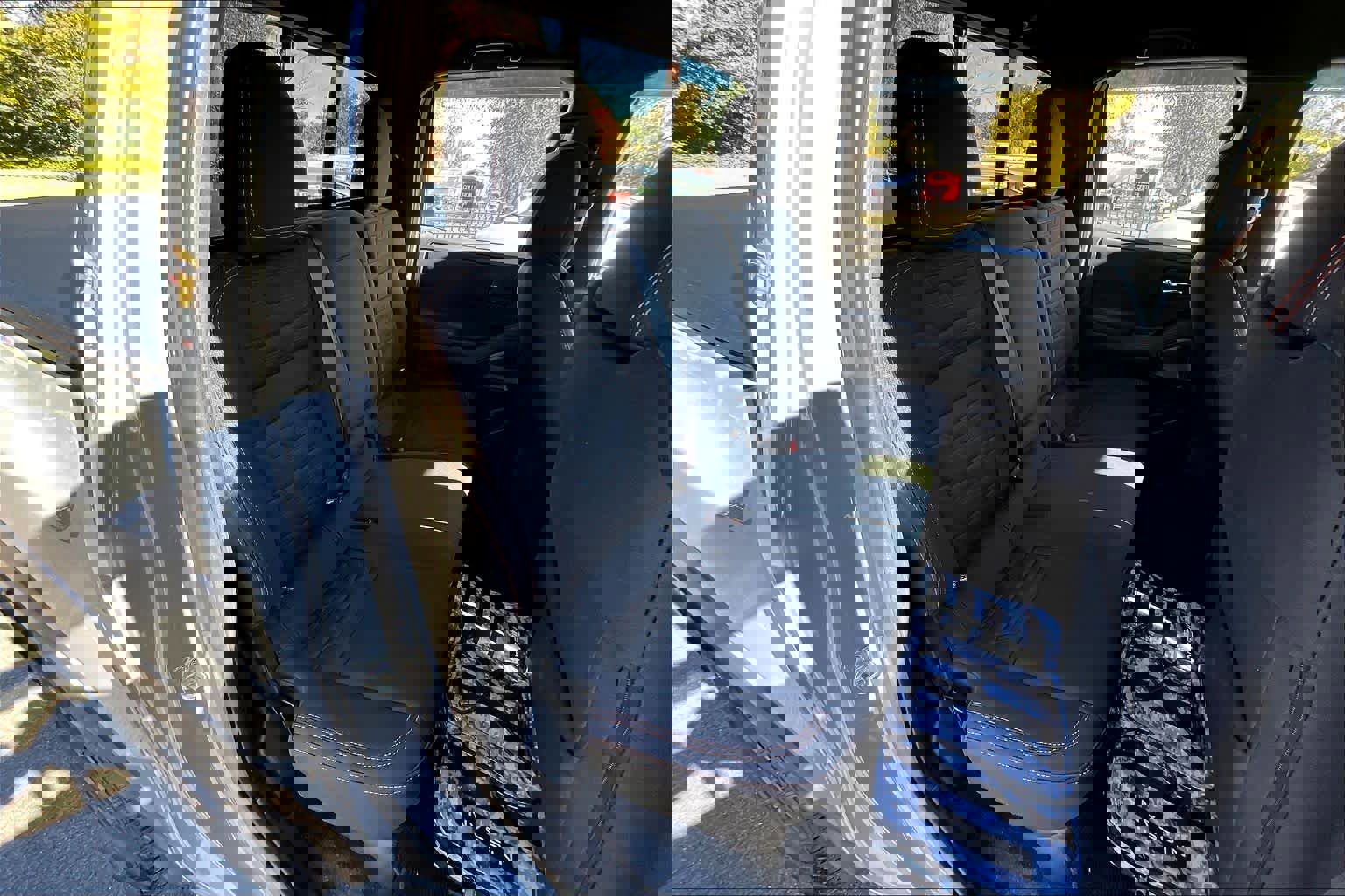 Used 2023 Nissan Frontier PRO-4X w/ Technology Package image 18