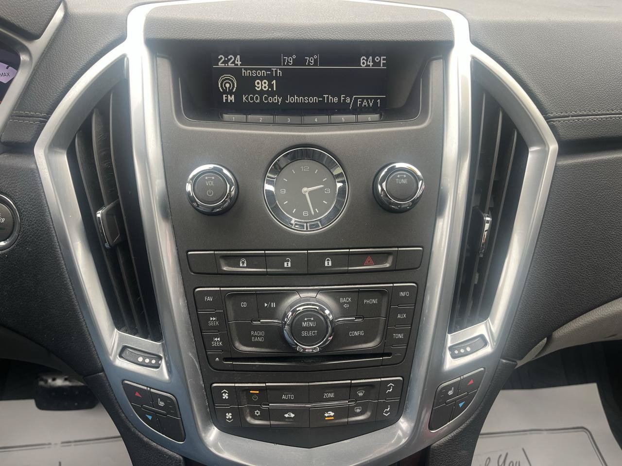 Used 2011 Cadillac SRX Luxury FWD image 10
