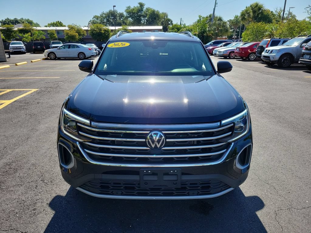 Used 2026 Volkswagen Atlas SE FWD image 2