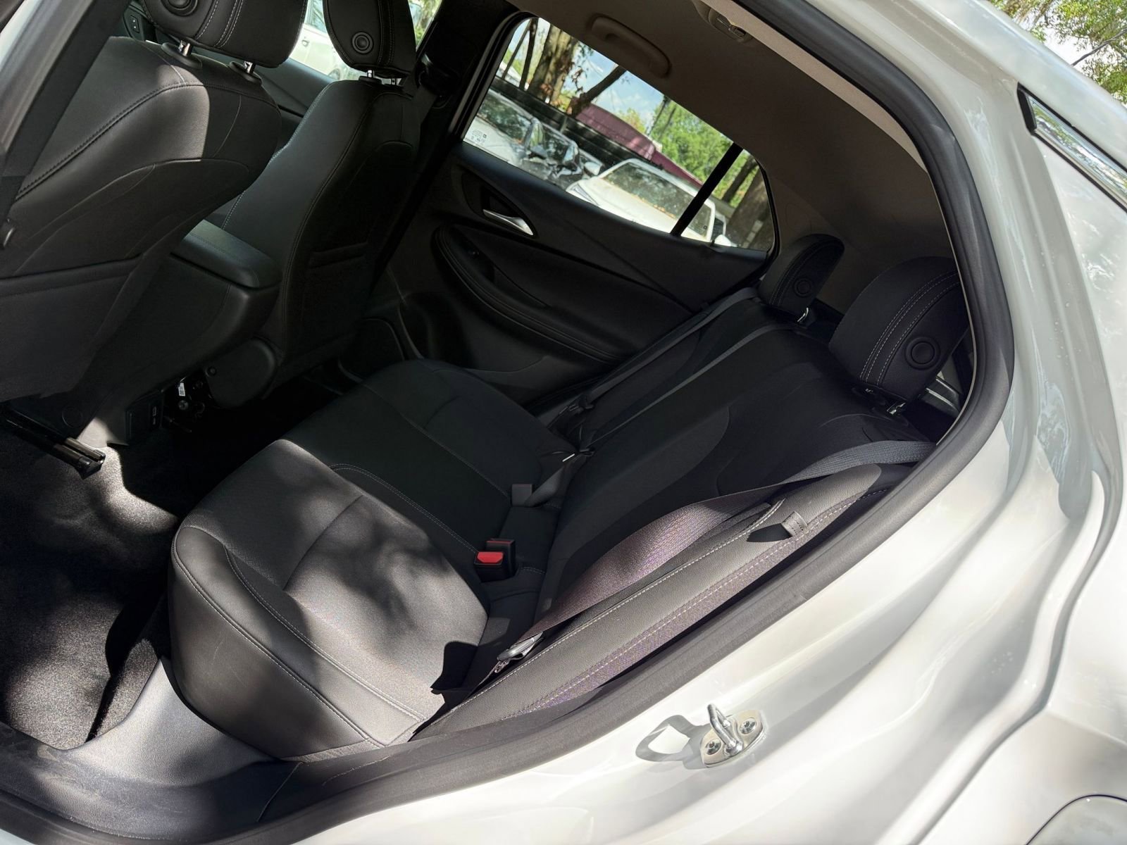 Used 2025 Buick Encore GX Preferred FWD image 34