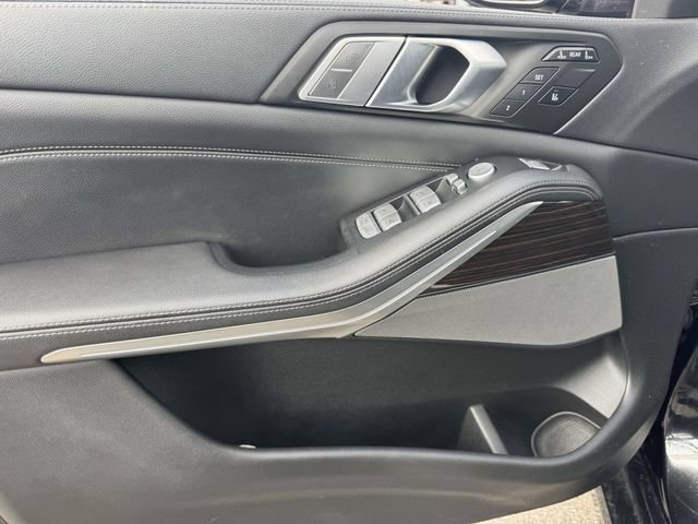 Used 2020 BMW X7 xDrive40i w/ Premium Package AWD/4WD image 23