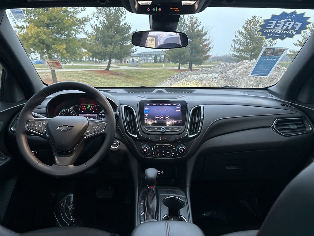Used 2023 Chevrolet Equinox RS w/ RS Leather Package image 37