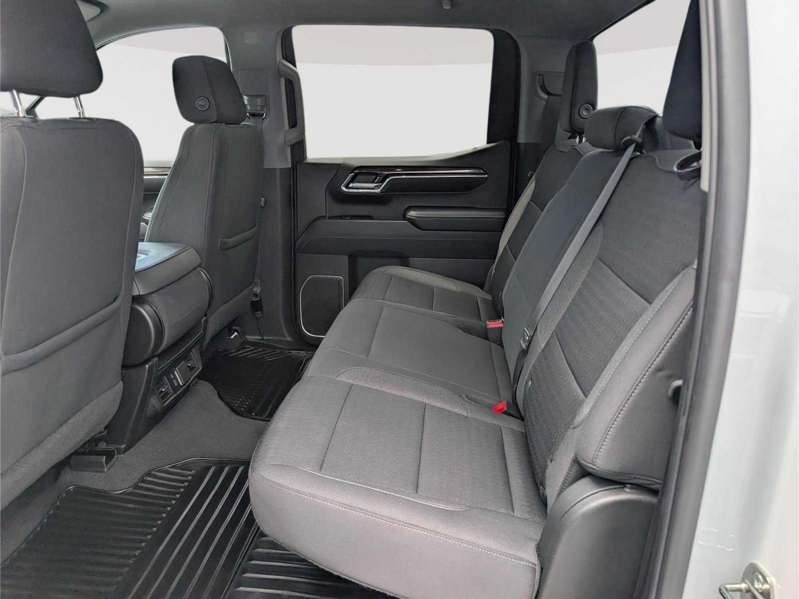 Used 2023 Chevrolet Silverado 1500 LT AWD/4WD image 14
