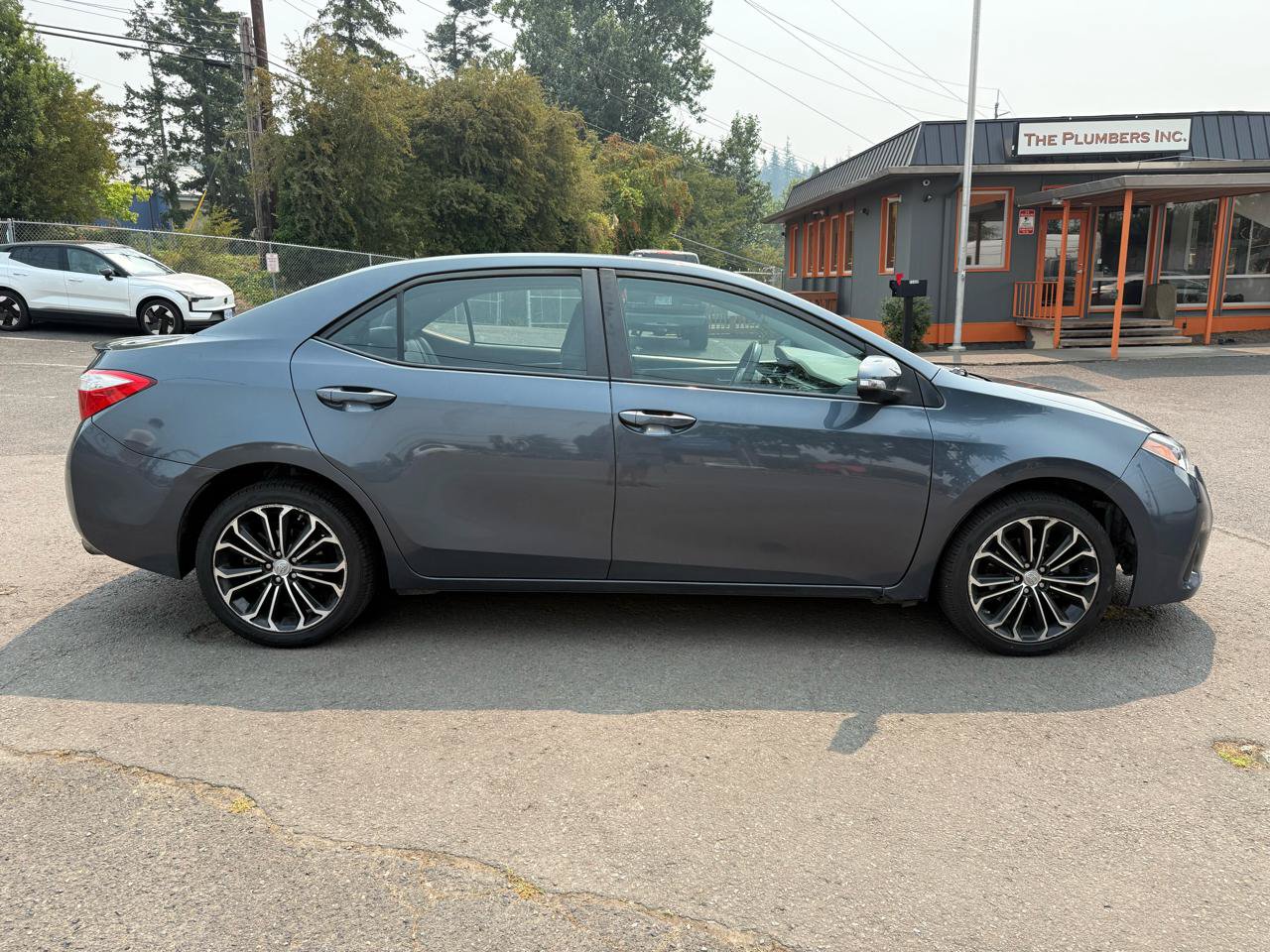 Used 2015 Toyota Corolla S FWD image 7