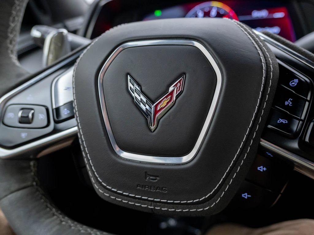 Used 2024 Chevrolet Corvette Stingray Premium Cpe w/ 3LT RWD image 25