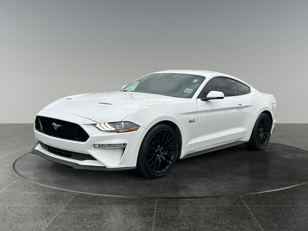 Used 2022 Ford Mustang GT Premium w/ GT Performance Package RWD image 3
