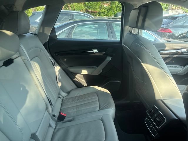 Used 2018 Audi Q5 Prestige AWD/4WD image 9
