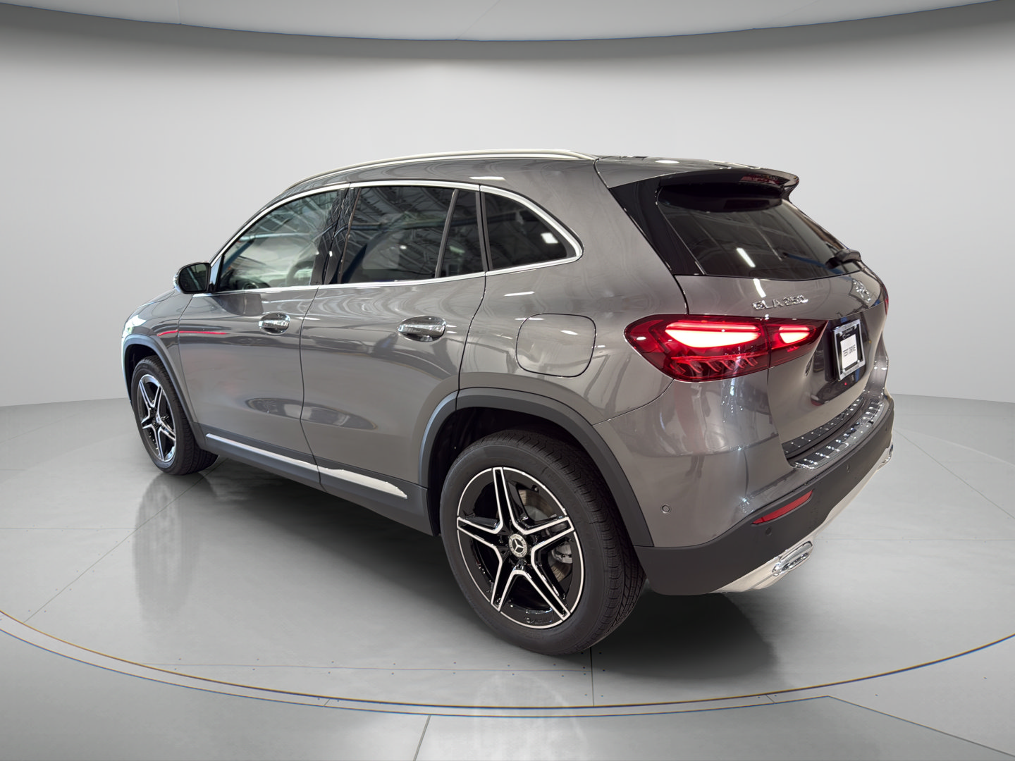 New 2026 Mercedes-Benz GLA 250 image 3