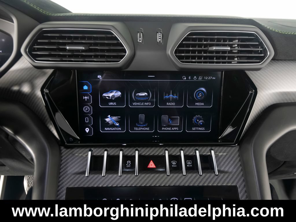 Used 2024 Lamborghini Urus Performante AWD/4WD image 24