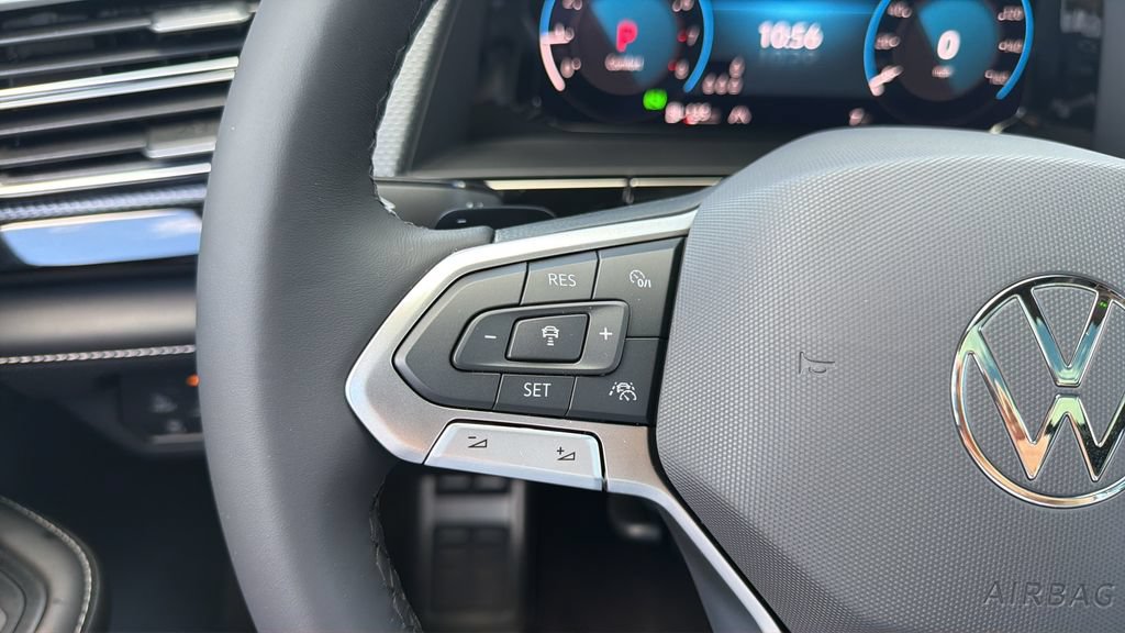 New 2026 Volkswagen Atlas Cross Sport SEL R-Line AWD/4WD image 22