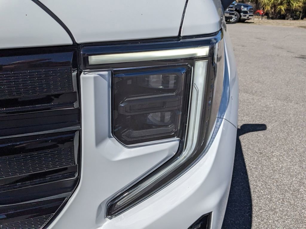 Used 2026 GMC Sierra 1500 Elevation image 13