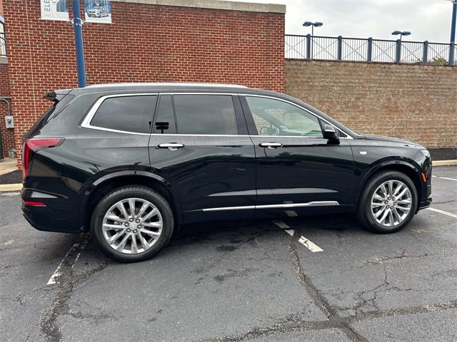 Certified 2023 Cadillac XT6 Premium Luxury w/ LPO, Floor Liner Package image 8