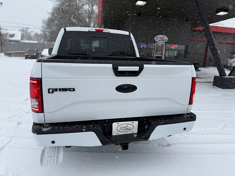 Used 2016 Ford F150 XLT w/ Equipment Group 302A Luxury image 3