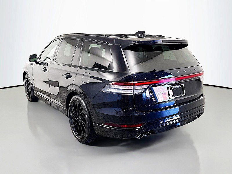 Used 2025 Lincoln Aviator Reserve w/ Equipment Group 201A image 5