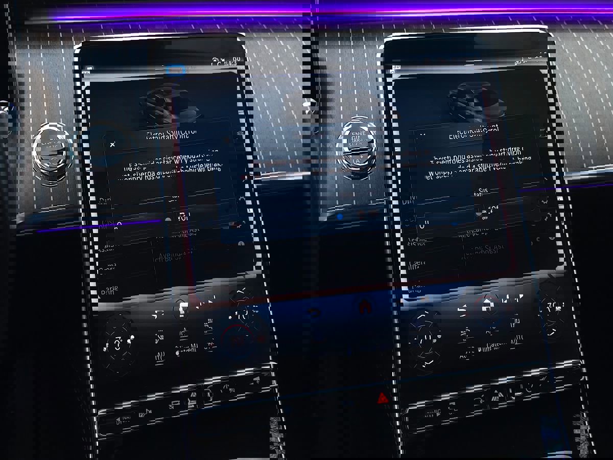 Used 2021 Mercedes-Benz S 580 4MATIC Sedan w/ Warmth & Comfort Package image 70