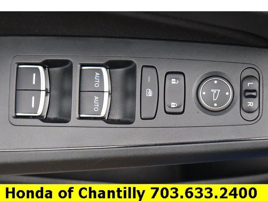 Used 2023 Honda Civic Sport image 19