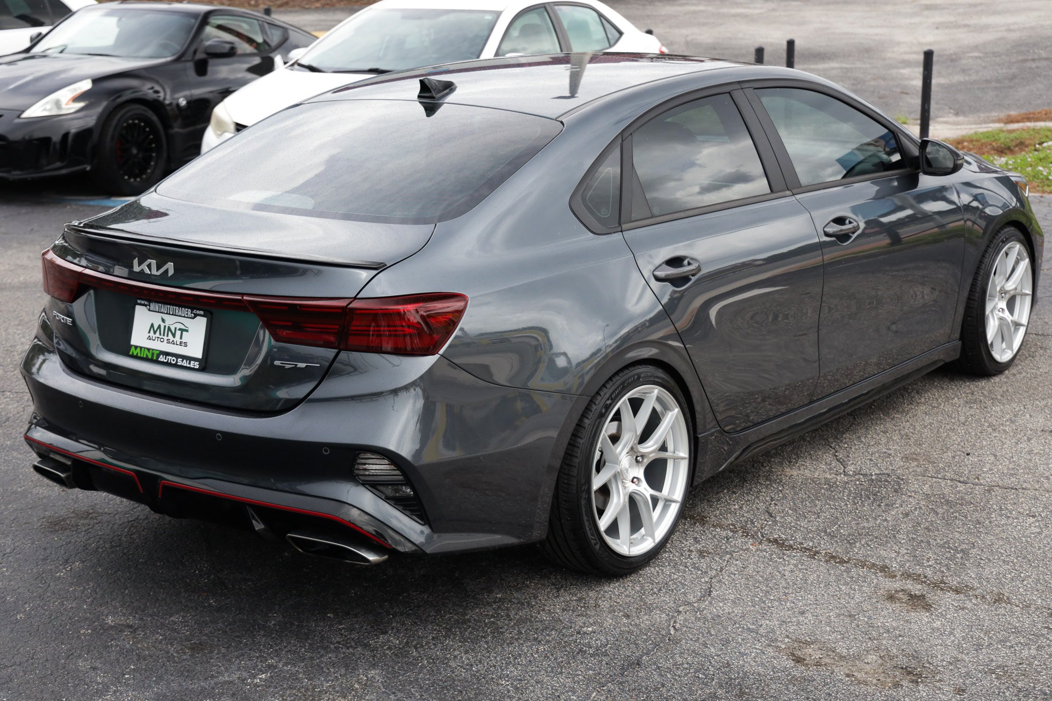 Used 2022 Kia Forte GT FWD image 12