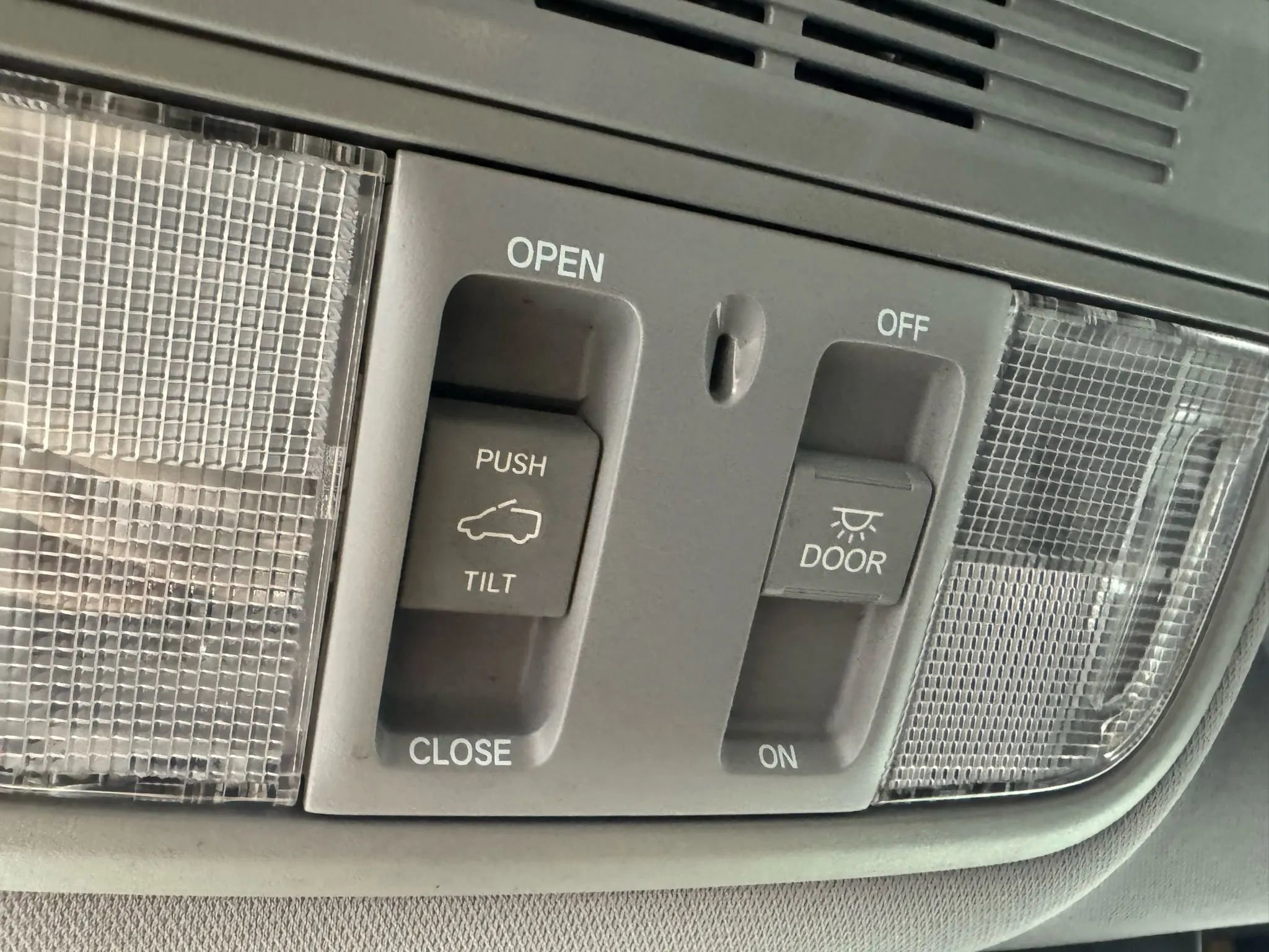 Used 2019 Honda CR-V EX image 23