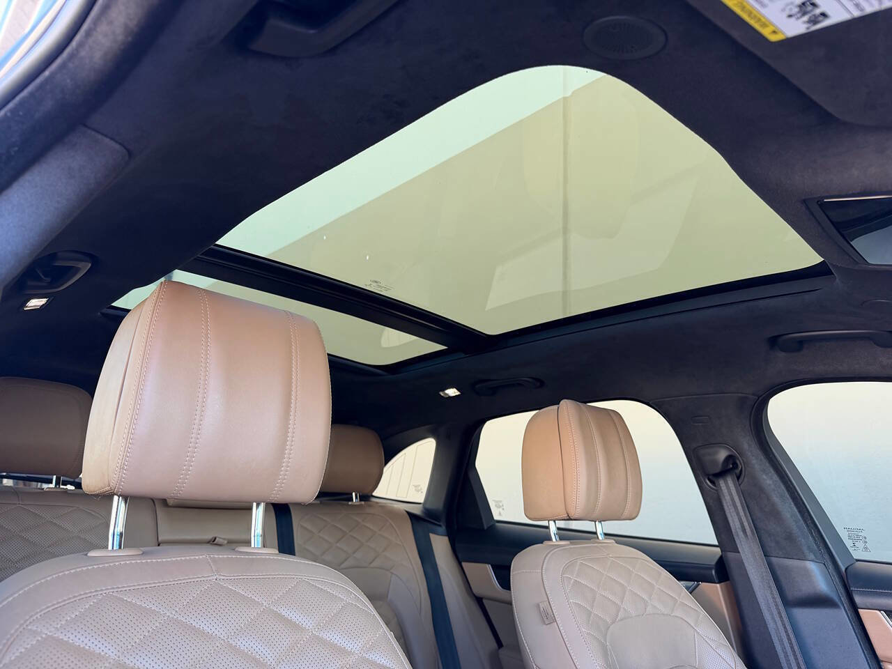 Used 2022 Jaguar F-PACE S AWD/4WD image 11