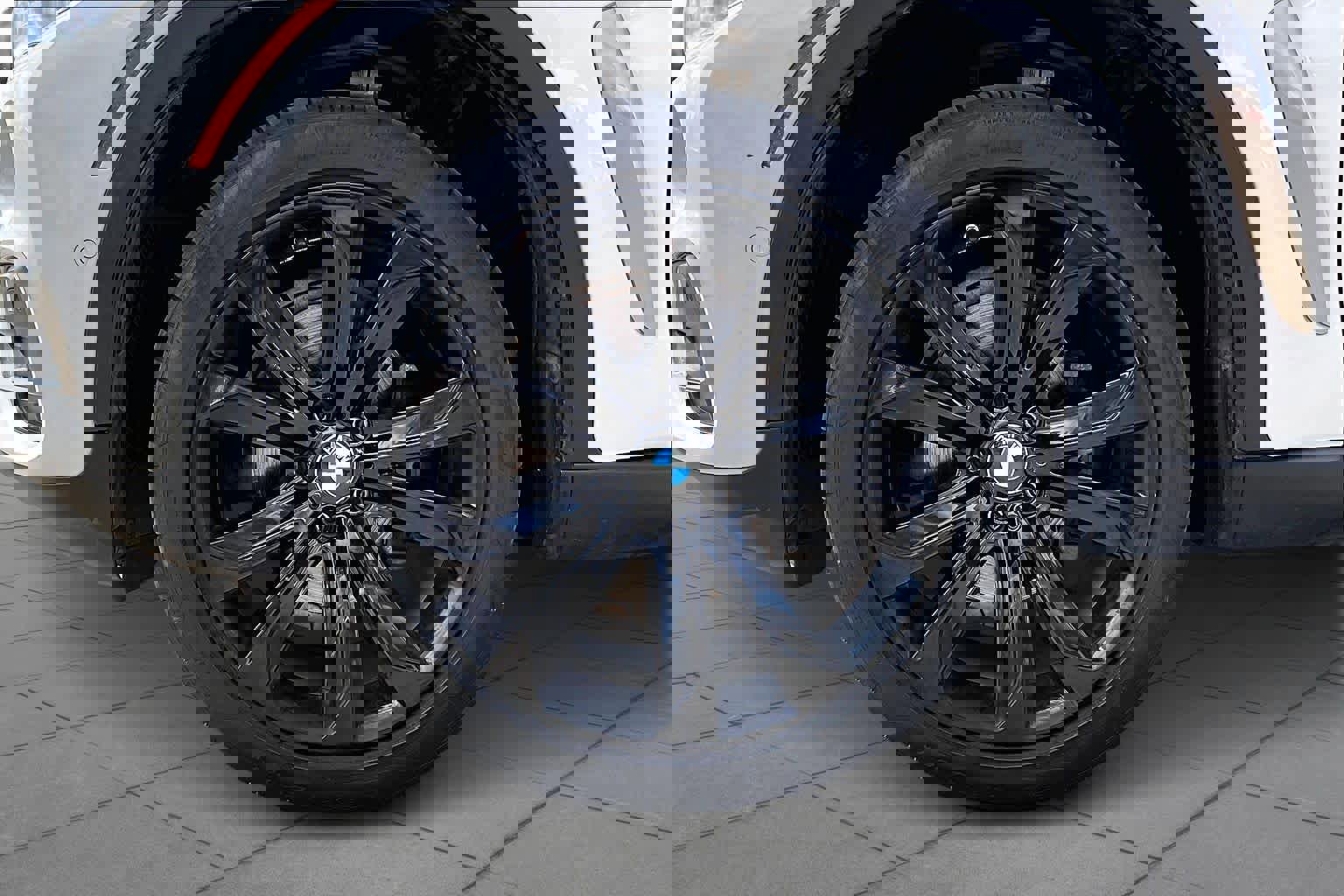 Used 2017 BMW X6 xDrive35i image 10