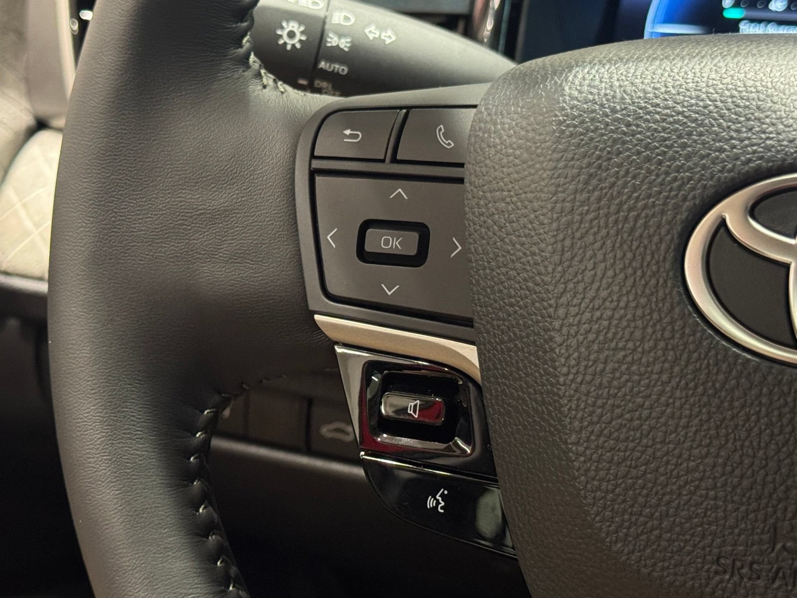 New 2026 Toyota Camry XLE AWD/4WD image 30