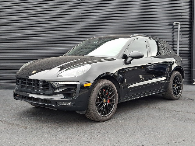 Used 2018 Porsche Macan GTS AWD/4WD image 1
