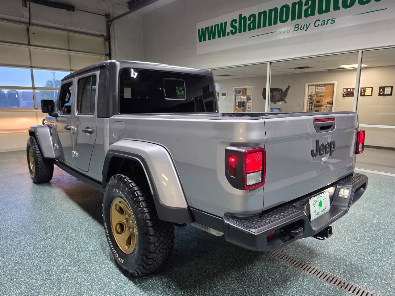 Used 2020 Jeep Gladiator Sport w/ Quick Order Package 24S AWD/4WD image 9