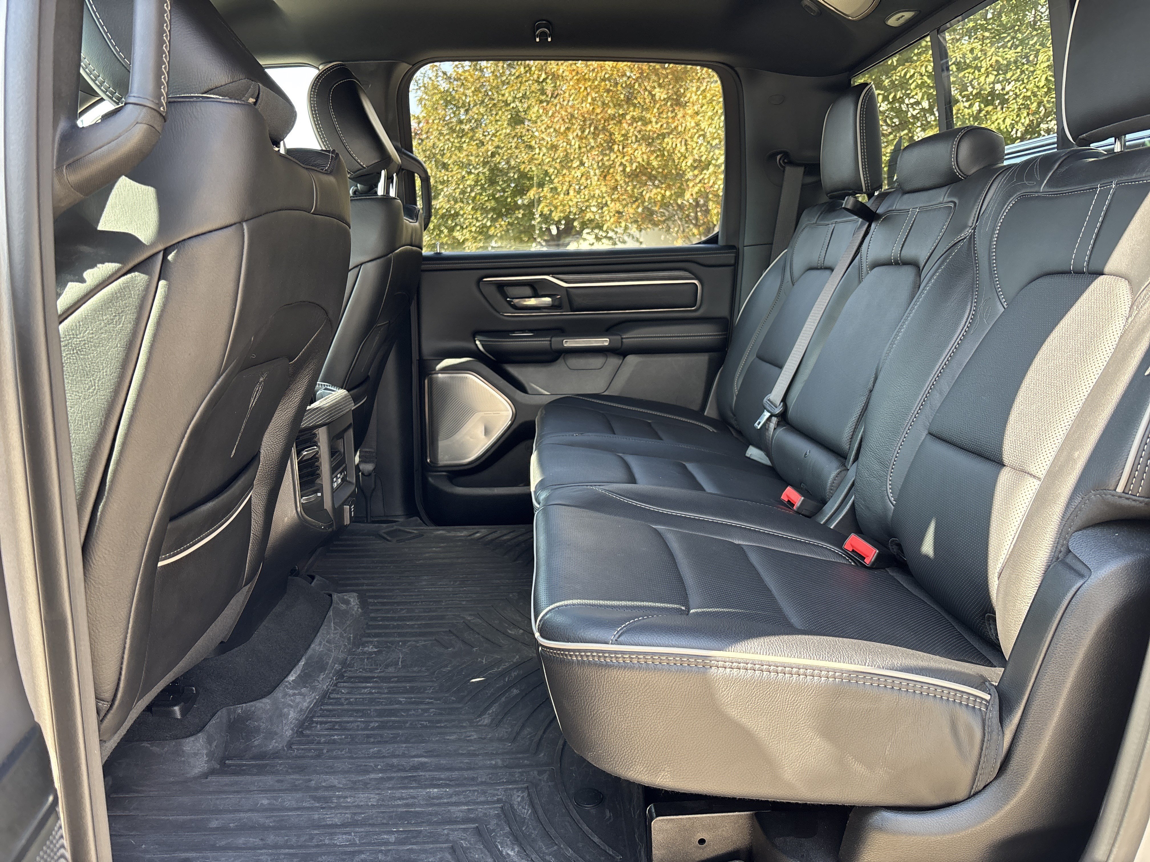 Used 2021 RAM 1500 Limited AWD/4WD image 29
