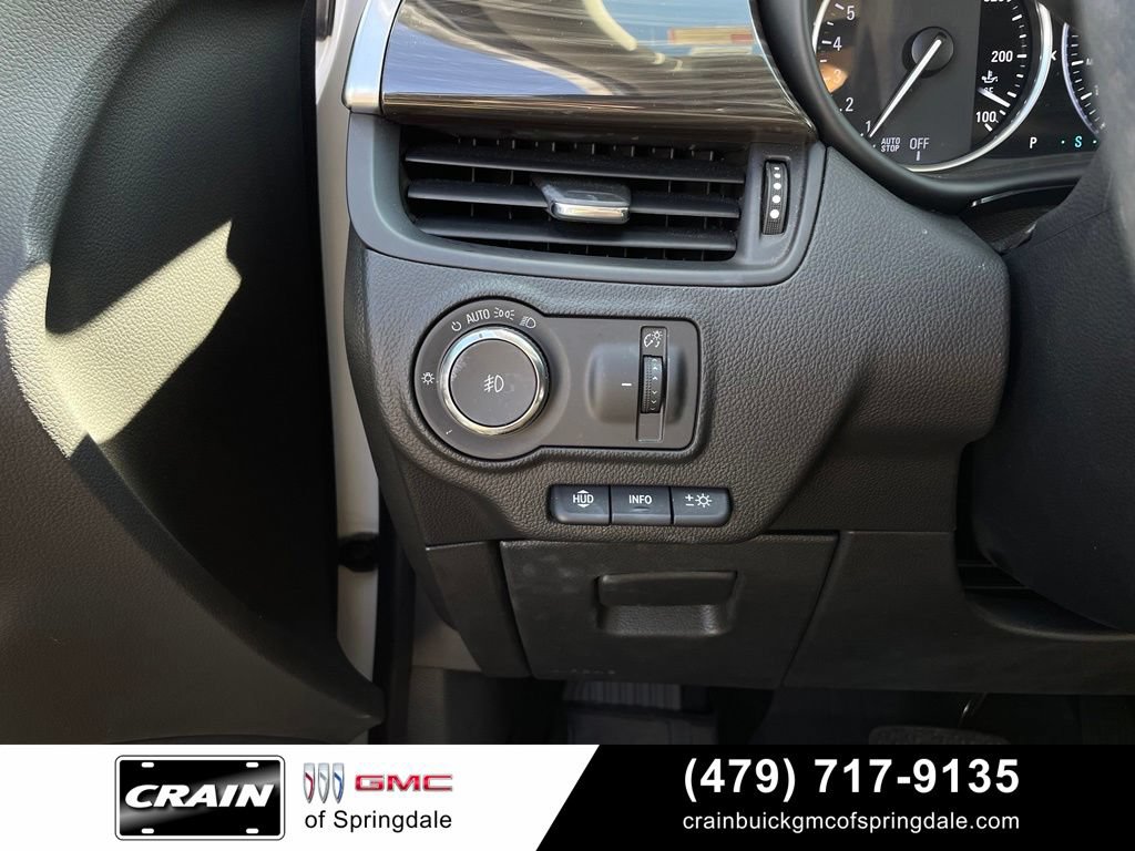 Used 2020 Buick Envision Premium w/ Driver Confidence Package AWD/4WD image 13