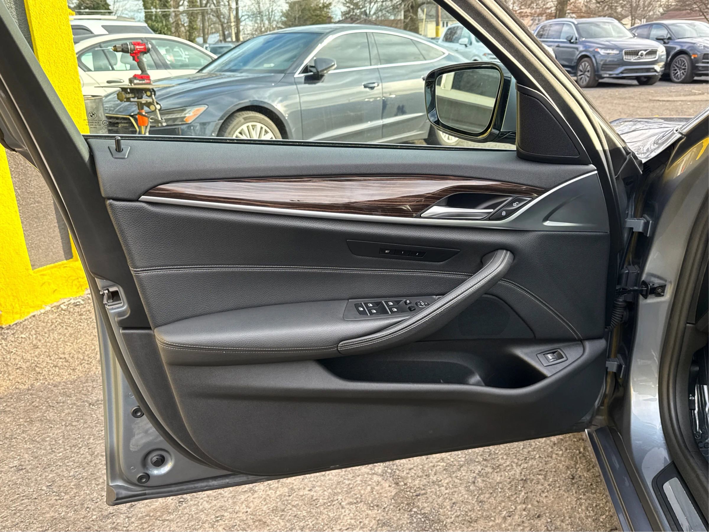 Used 2019 BMW 540i xDrive 540i xDrive Sedan 4D image 17