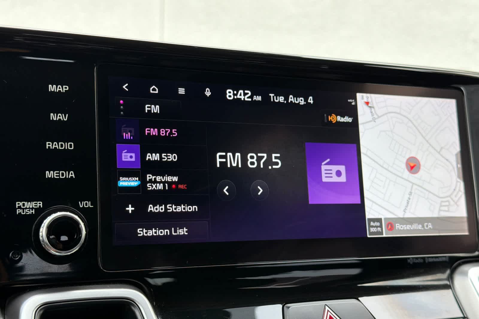 Used 2022 Kia Sorento S FWD image 21