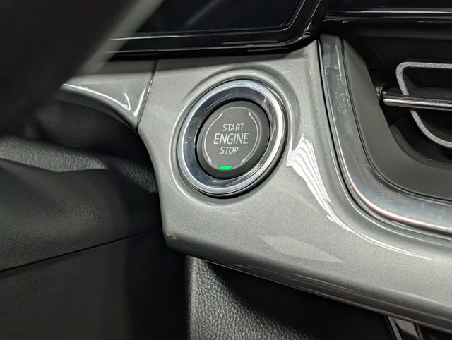 New 2026 Chevrolet Trax LT w/ Sunroof Package FWD image 21