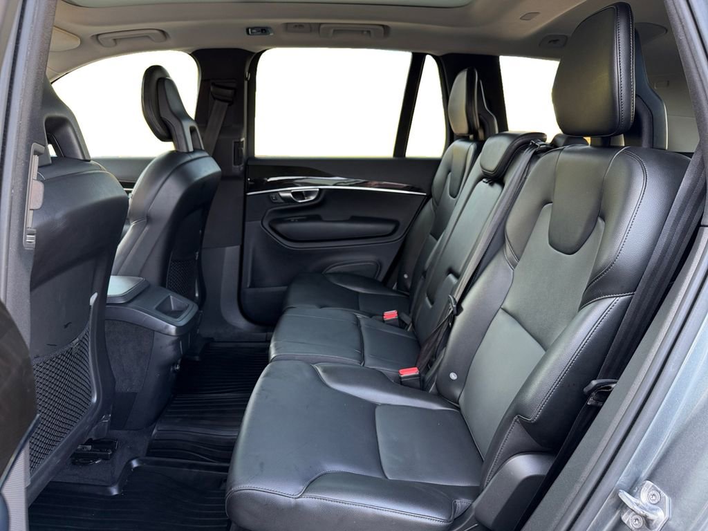 Used 2018 Volvo XC90 T5 Momentum w/ Convenience Package AWD/4WD image 19