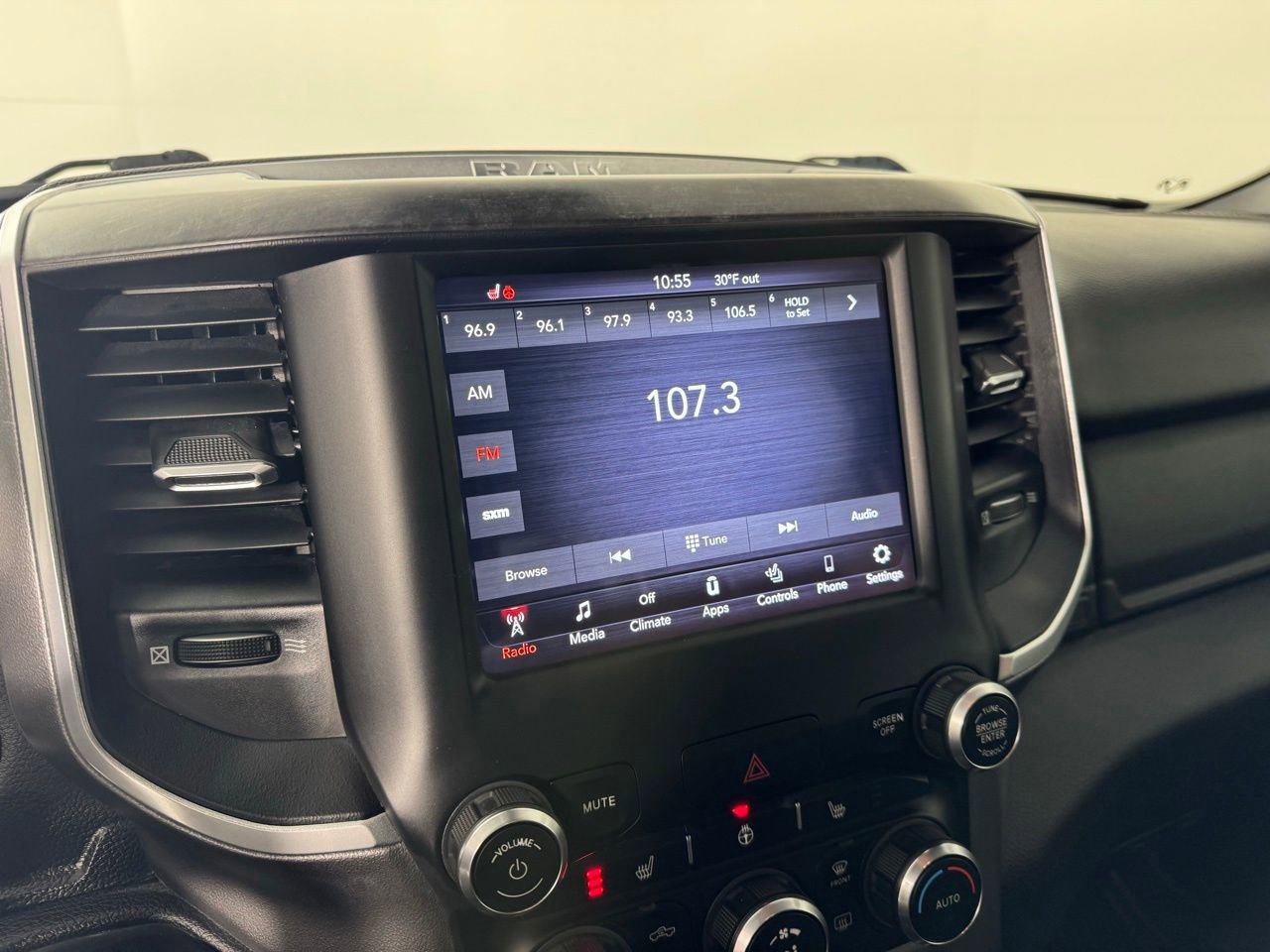 Used 2021 RAM 1500 Big Horn image 13