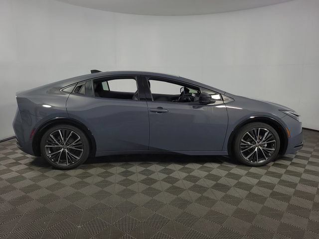 Used 2025 Toyota Prius Limited FWD image 10