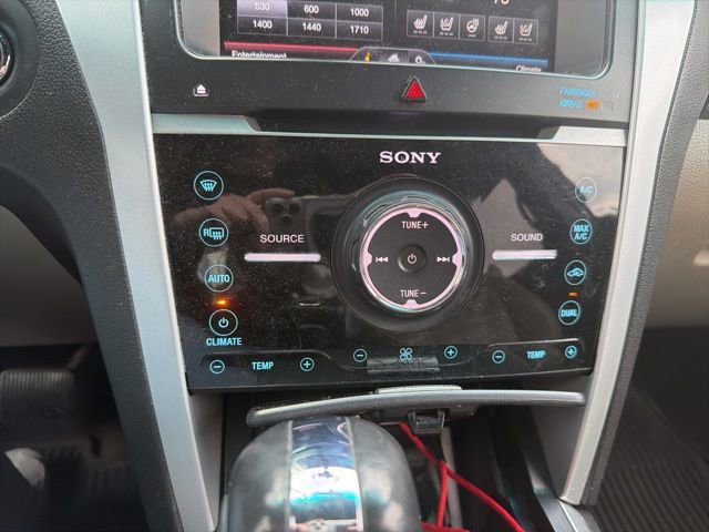 Used 2013 Ford Explorer Limited image 29