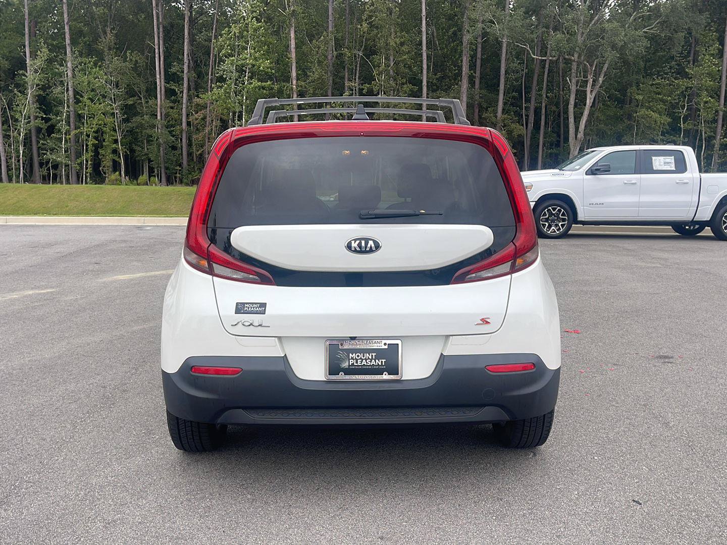 Used 2020 Kia Soul S FWD image 6