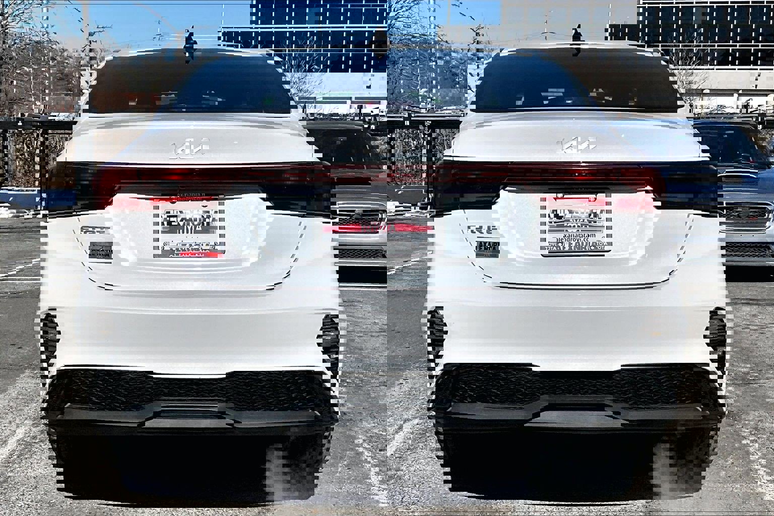 Used 2024 Kia Forte LXS image 4