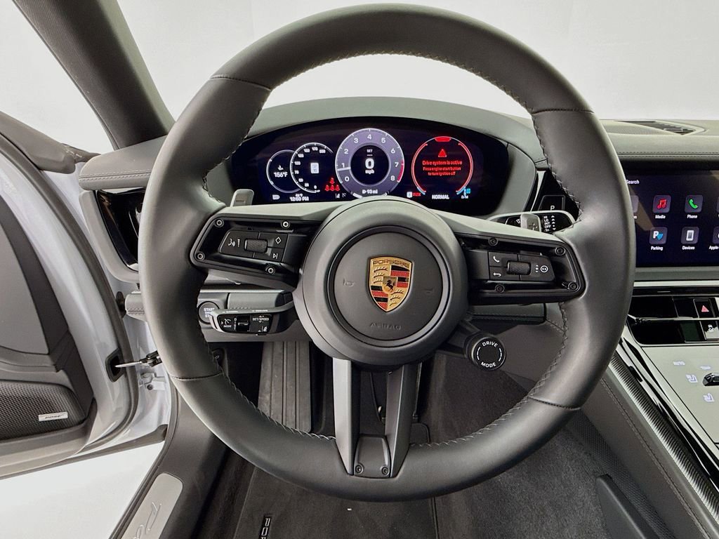 Certified 2025 Porsche Panamera 4 image 16