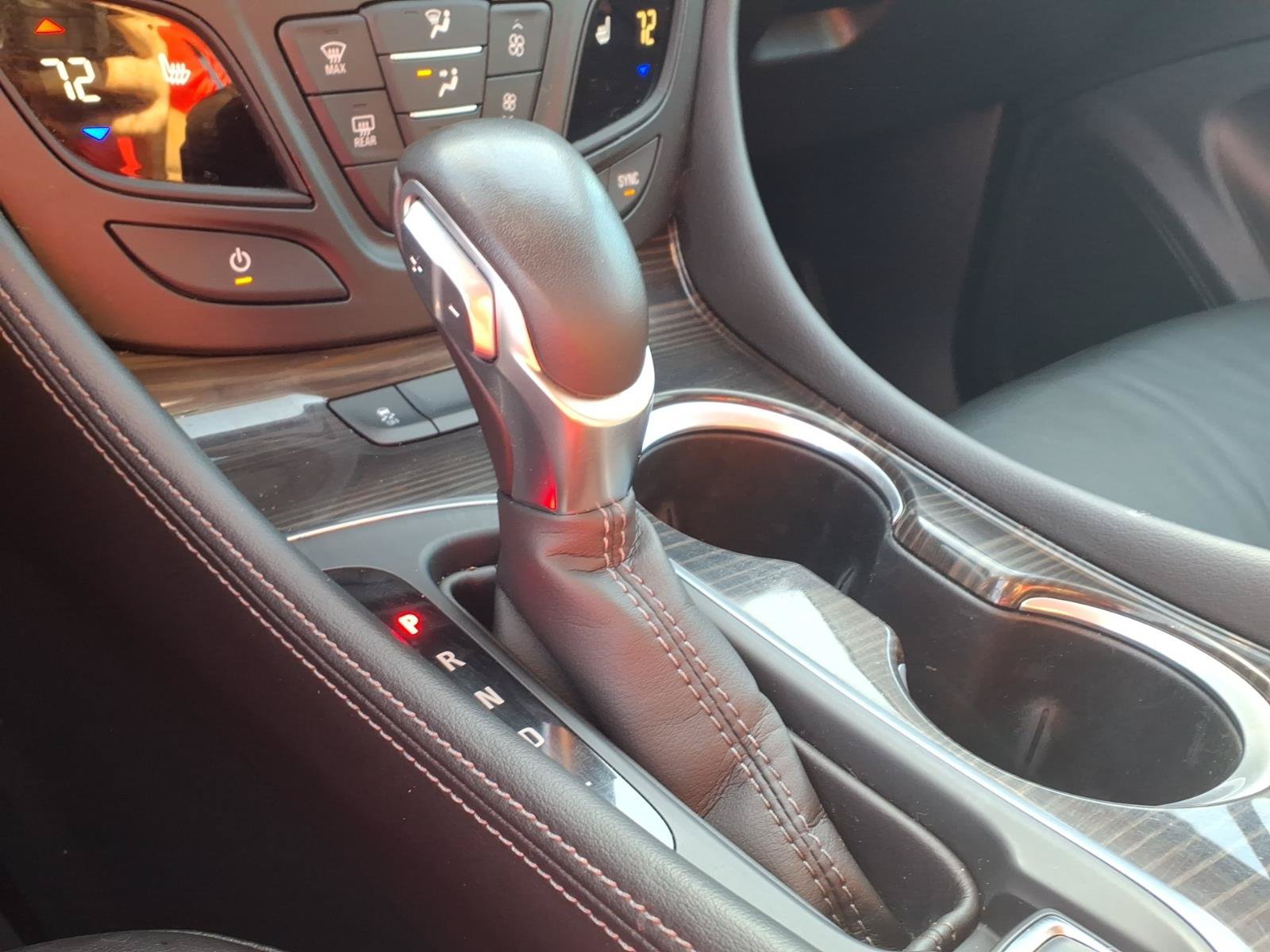 Used 2020 Buick Envision Essence AWD/4WD image 15