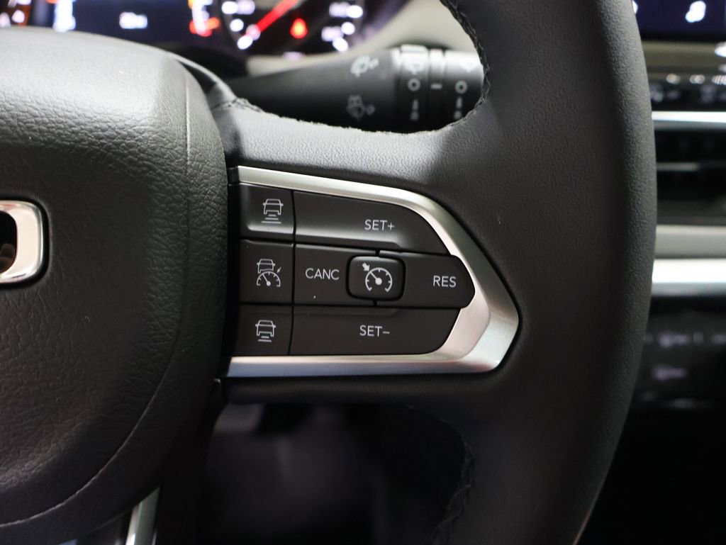 New 2026 Jeep Compass Limited image 25