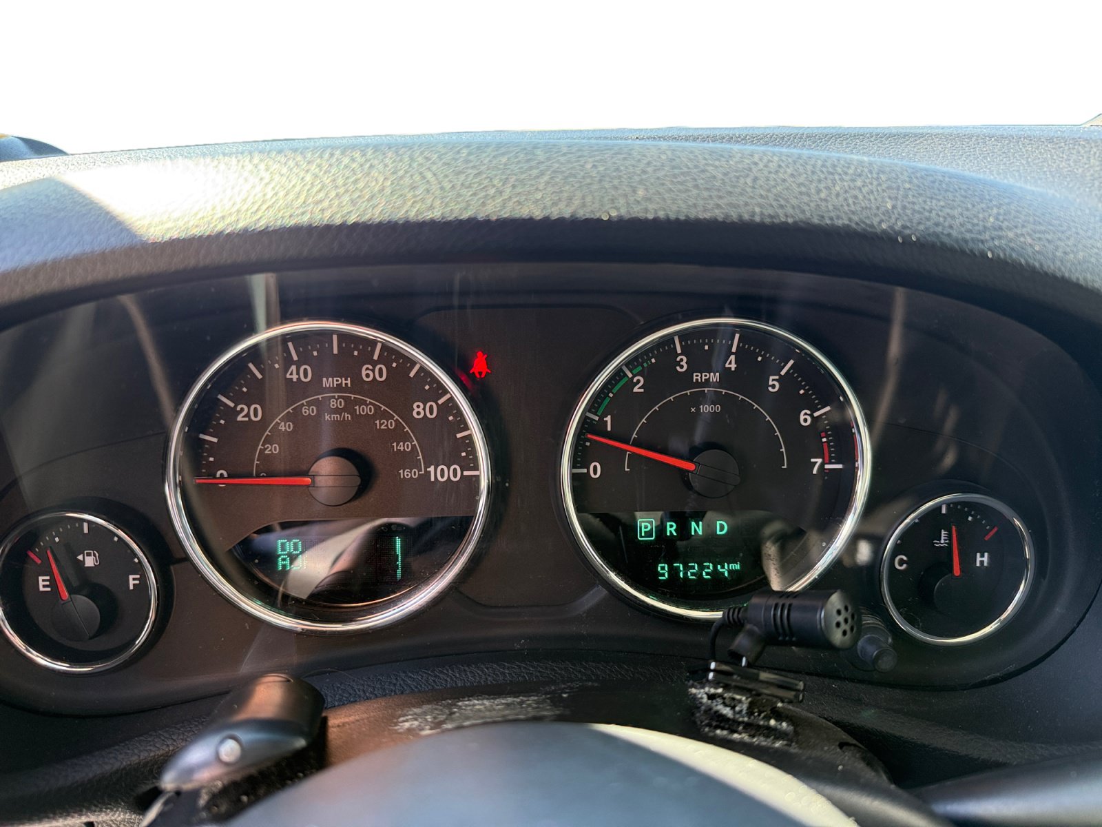 Used 2017 Jeep Wrangler Unlimited Sahara w/ Connectivity Group AWD/4WD image 11
