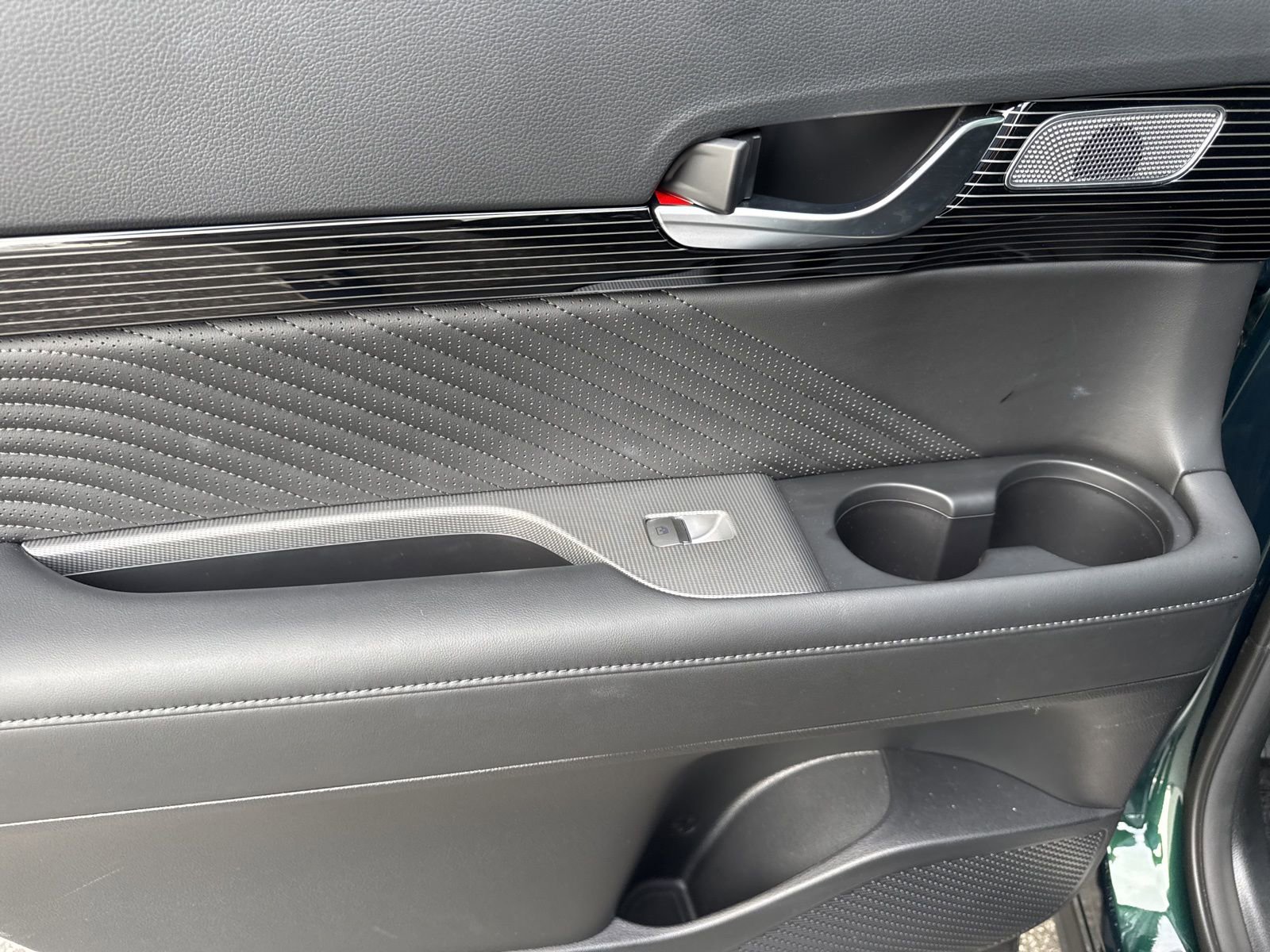 Used 2025 Hyundai Palisade Calligraphy image 16