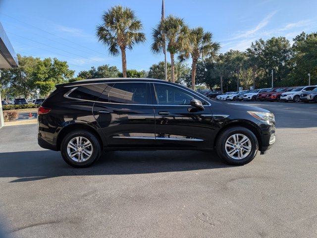 Used 2019 Buick Enclave Essence image 4